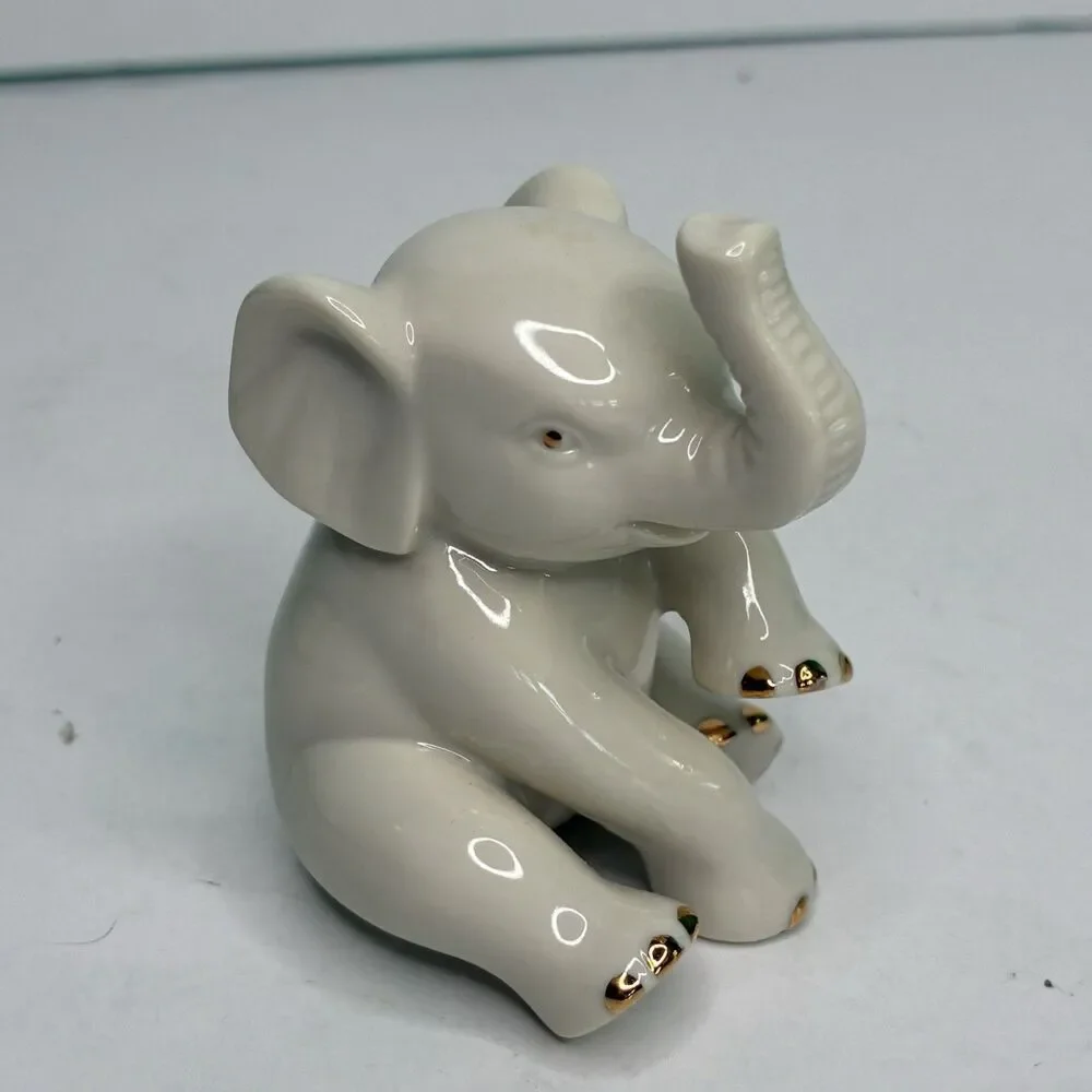 Lenox Porcelain 24k Gold Accent Baby Elephant Figurine Safari 3 1/2in Tall